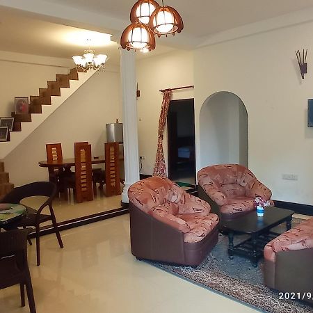 Arusha Guest House ネゴンボ エクステリア 写真